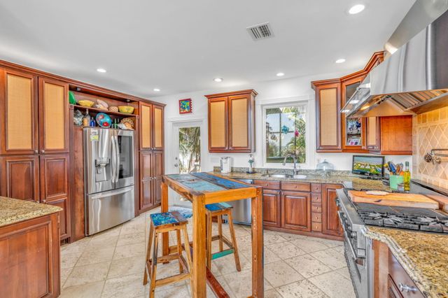 23941 Henry Street, Summerland Key, FL 33042