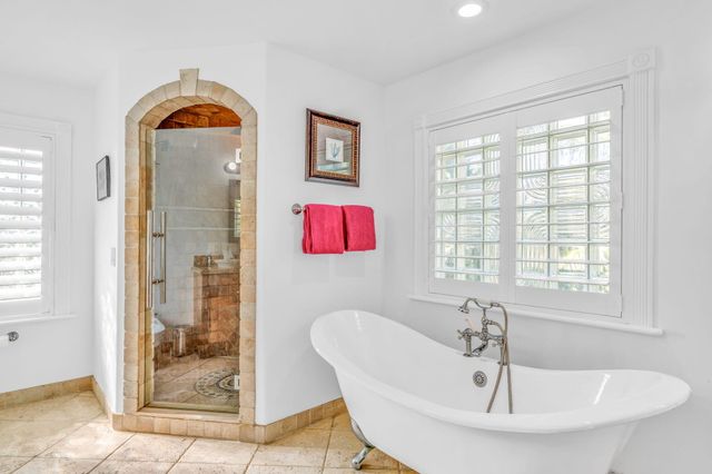 23941 Henry Street, Summerland Key, FL 33042