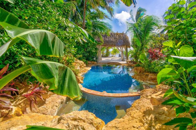 23941 Henry Street, Summerland Key, FL 33042