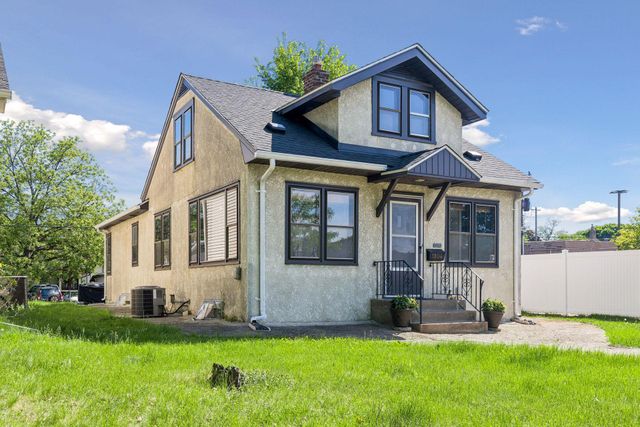 1804 7th Street E, Saint Paul, MN 55119
