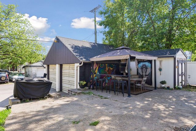 1804 7th Street E, Saint Paul, MN 55119