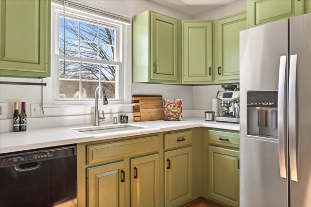 681 Colonial Drive, Hartford, VT 05001