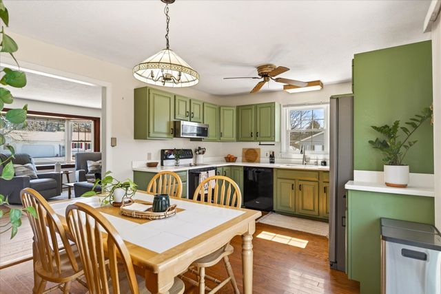 681 Colonial Drive, Hartford, VT 05001