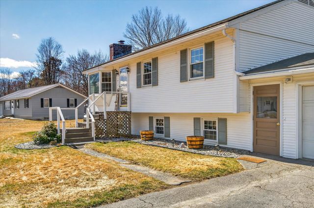 681 Colonial Drive, Hartford, VT 05001
