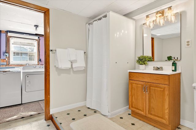 681 Colonial Drive, Hartford, VT 05001