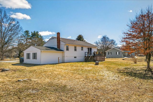 681 Colonial Drive, Hartford, VT 05001