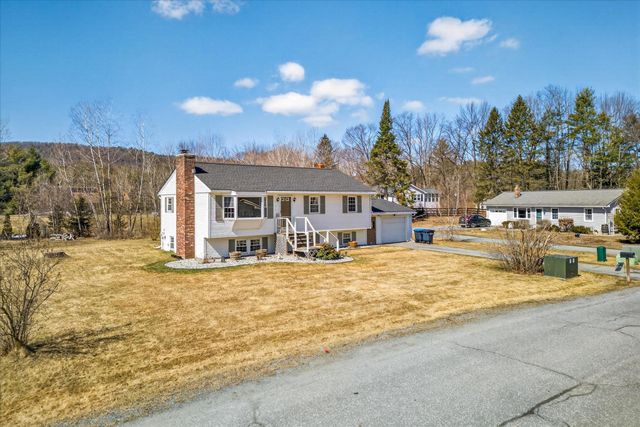 681 Colonial Drive, Hartford, VT 05001