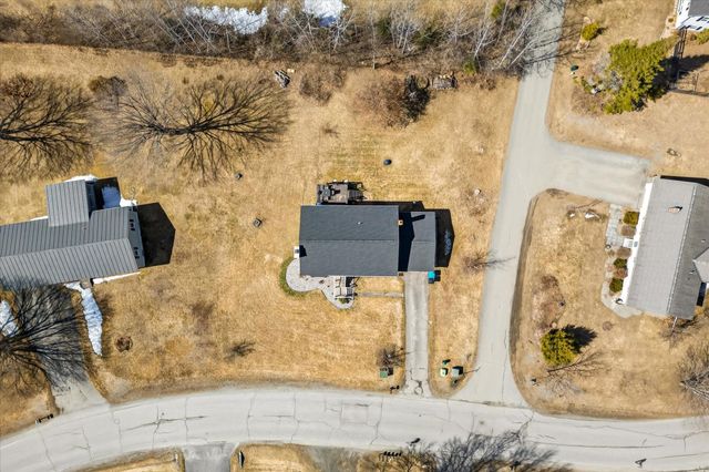 681 Colonial Drive, Hartford, VT 05001