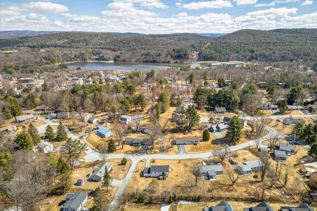 681 Colonial Drive, Hartford, VT 05001
