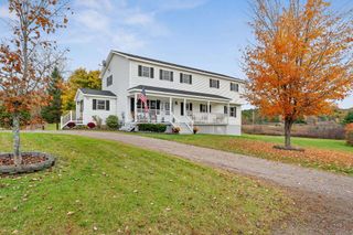 571 Middle Road, Milton, VT 05468