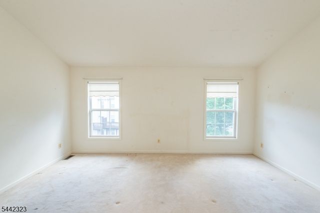 305 Cambridge Dr 305, Butler Boro, NJ 07405
