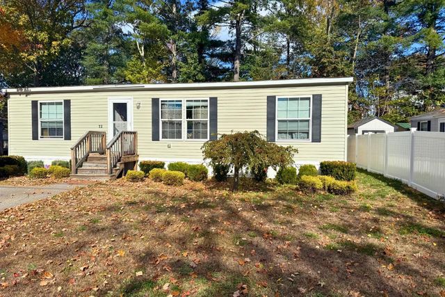 13 Courtesy Avenue, Belmont, NH 03220