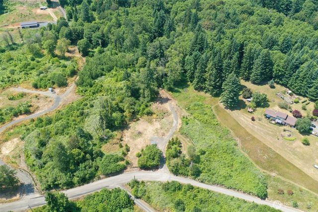 215 Sanderson Road, Chehalis, WA 98532