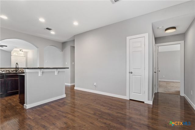 1227 Emerald Gate Drive, Temple, TX 76502