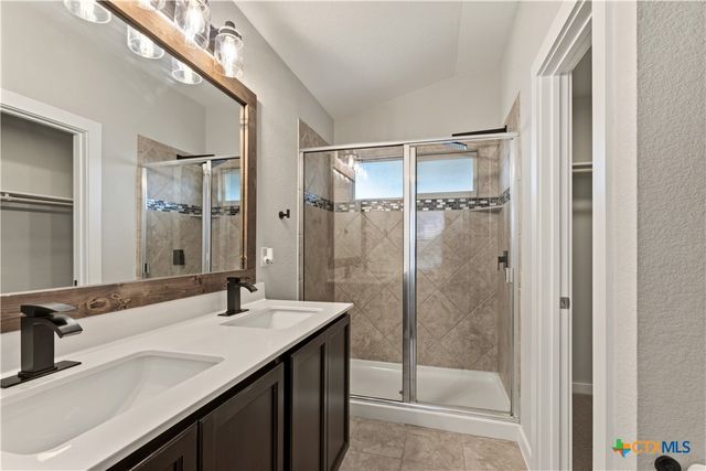 1227 Emerald Gate Drive, Temple, TX 76502