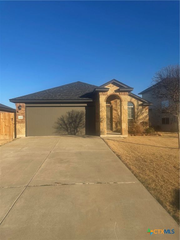 1227 Emerald Gate Drive, Temple, TX 76502