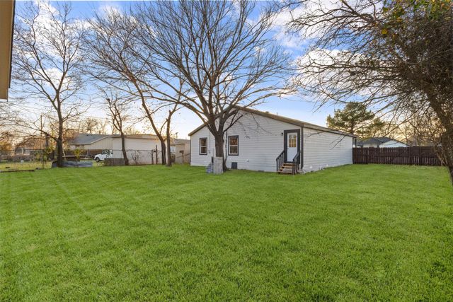 3841 Burnice Drive, Fort Worth, TX 76119