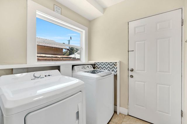 4338 E Grant Avenue, Fresno, CA 93702