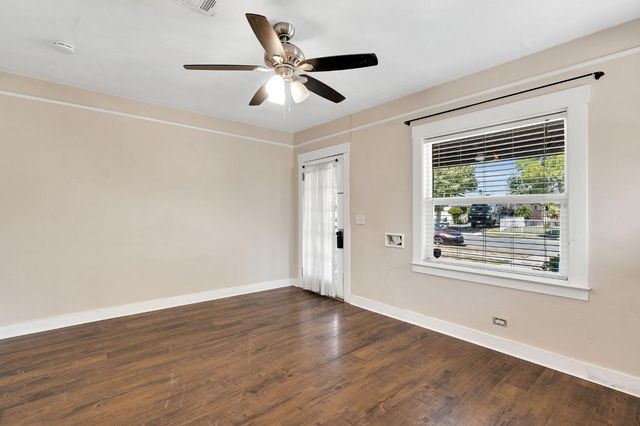 4338 E Grant Avenue, Fresno, CA 93702