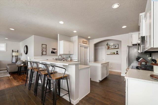 6006 Pimlico Dr., Pasco, WA 99301