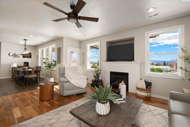 6006 Pimlico Dr., Pasco, WA 99301