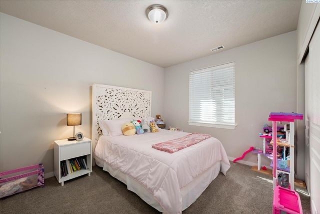 6006 Pimlico Dr., Pasco, WA 99301