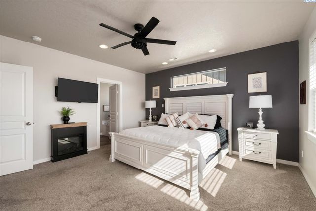 6006 Pimlico Dr., Pasco, WA 99301