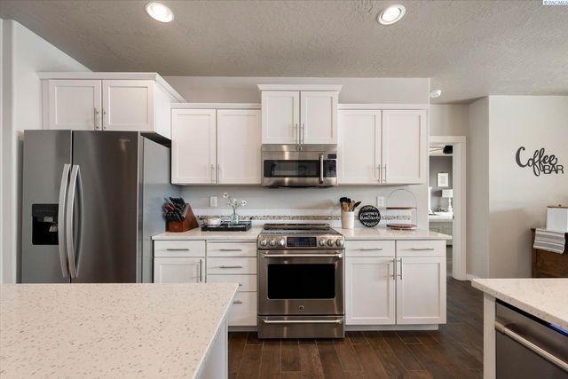 6006 Pimlico Dr., Pasco, WA 99301