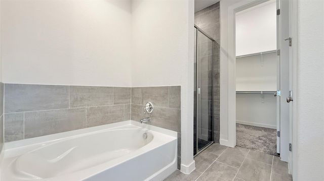 428 Trailing Lantana LN, San Marcos, TX 78666