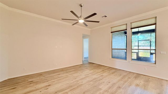 428 Trailing Lantana LN, San Marcos, TX 78666