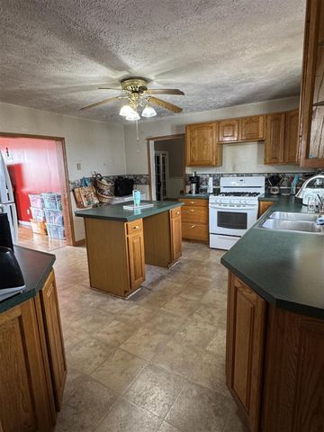 2126 200th Avenue, Reed City, MI 49677