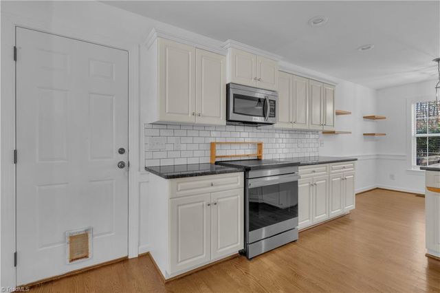 1206 Foxhaven Drive, Greensboro, NC 27455