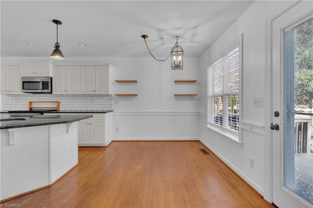 1206 Foxhaven Drive, Greensboro, NC 27455