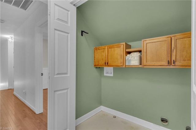 1206 Foxhaven Drive, Greensboro, NC 27455