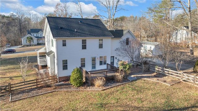 1206 Foxhaven Drive, Greensboro, NC 27455