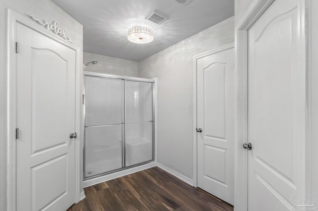 1863 Bay Pine Cir, Gulf Breeze, FL 32563
