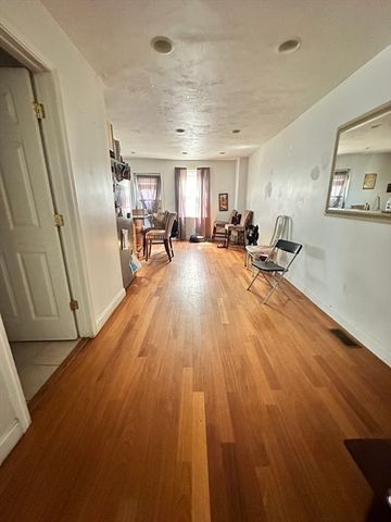 15 Ellington St., Boston, MA 02121