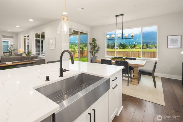 1503 Glacier Avenue SE, North Bend, WA 98045