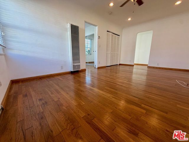2517 20th C, Santa Monica, CA 90405