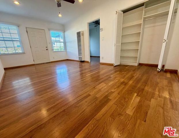 2517 20th C, Santa Monica, CA 90405