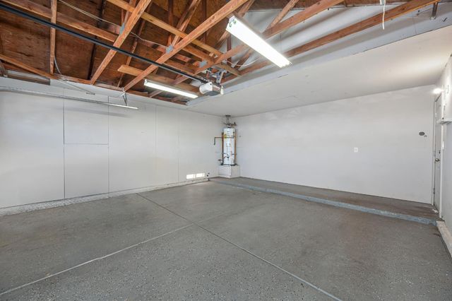 8139 Traver Ct, Sacramento, CA 95828