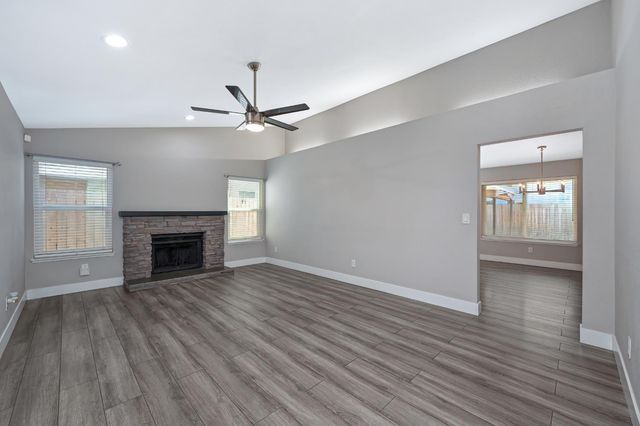 8139 Traver Ct, Sacramento, CA 95828