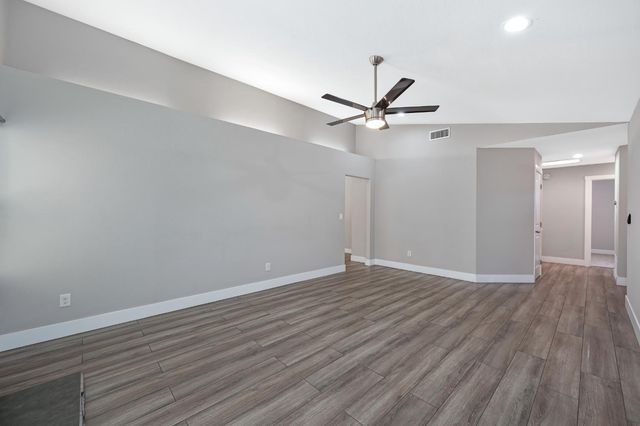 8139 Traver Ct, Sacramento, CA 95828