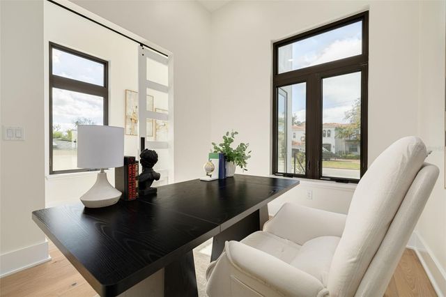 519 W DAVIS BOULEVARD, Tampa, FL 33606