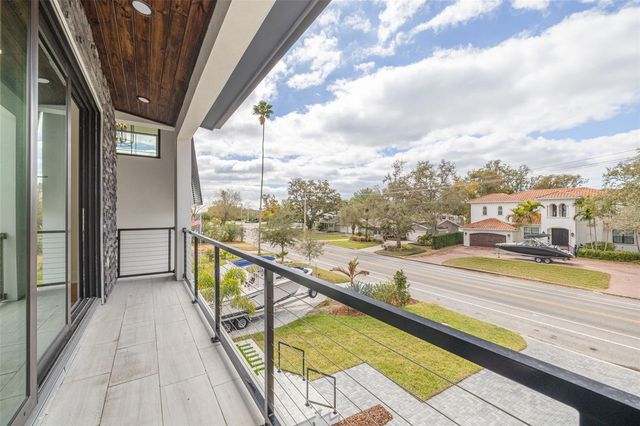 519 W DAVIS BOULEVARD, Tampa, FL 33606