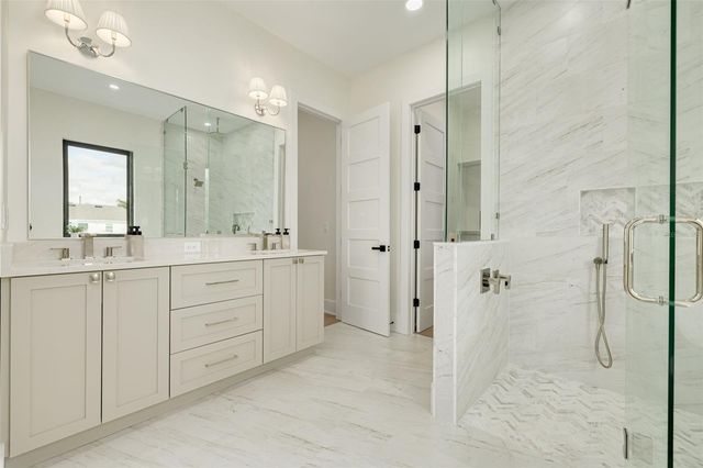 519 W DAVIS BOULEVARD, Tampa, FL 33606