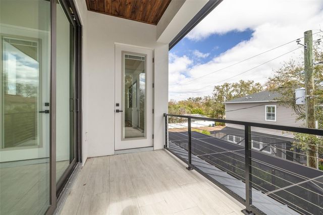 519 W DAVIS BOULEVARD, Tampa, FL 33606