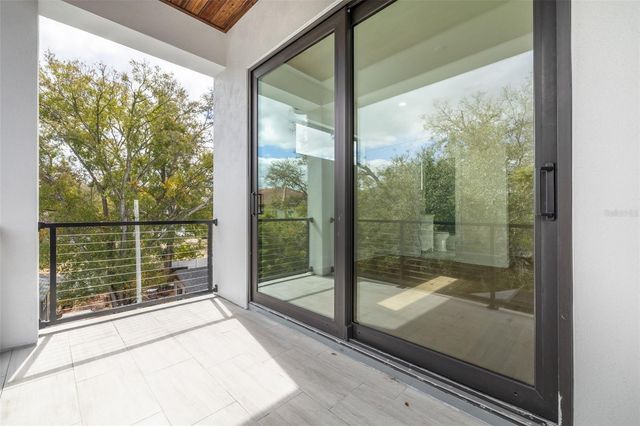 519 W DAVIS BOULEVARD, Tampa, FL 33606