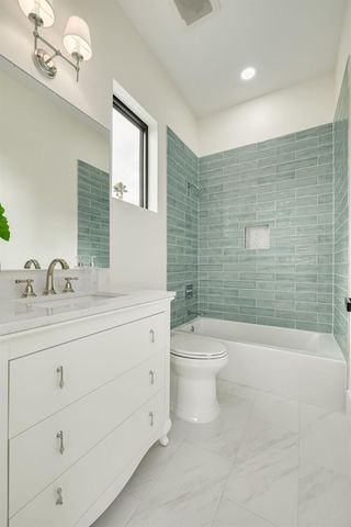 519 W DAVIS BOULEVARD, Tampa, FL 33606