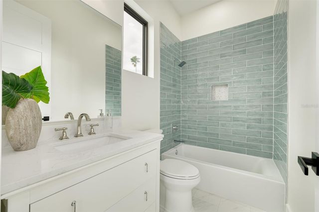 519 W DAVIS BOULEVARD, Tampa, FL 33606